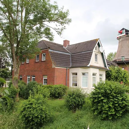 Uttumer Muehle Daike Krummhörn